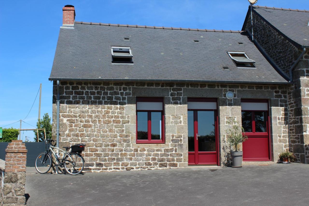 Gîte La Loussaudrie Pontmain Exterior foto